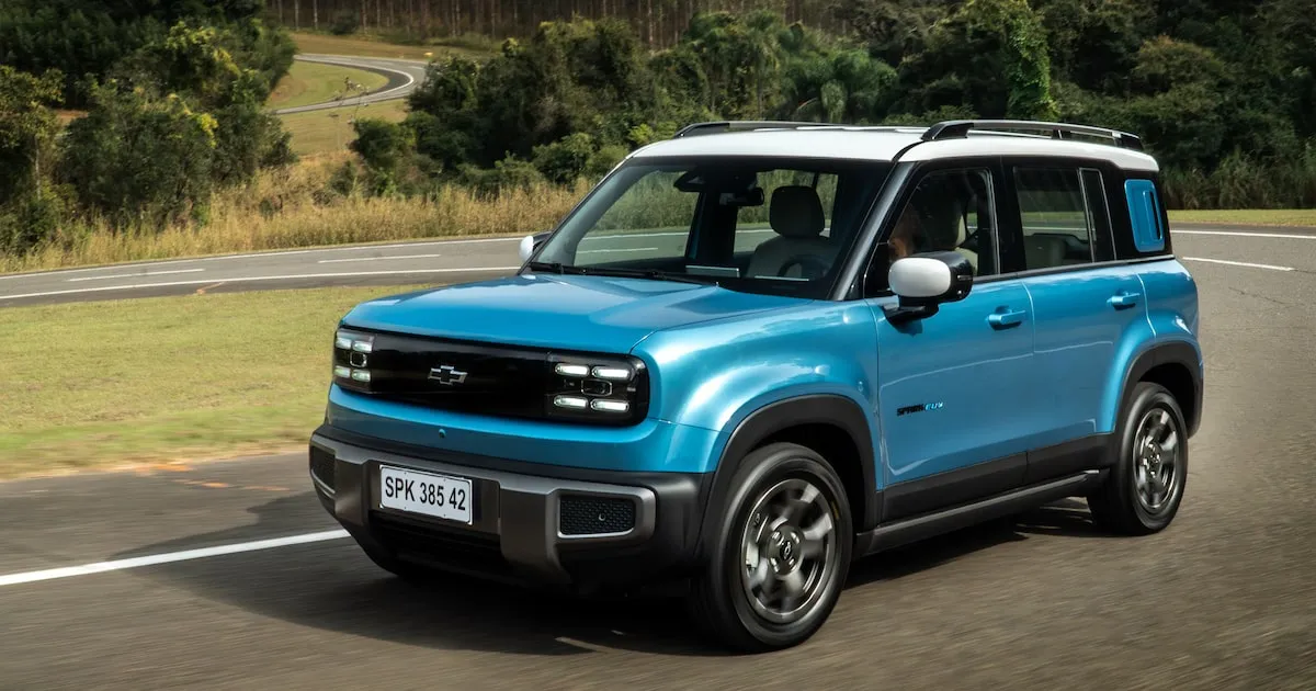 Chevrolet Spark elétrico com design quadrado em destaque