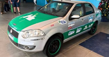Fiat Siena convertido para usar hidrogênio como combustível em projeto da UFSM.
